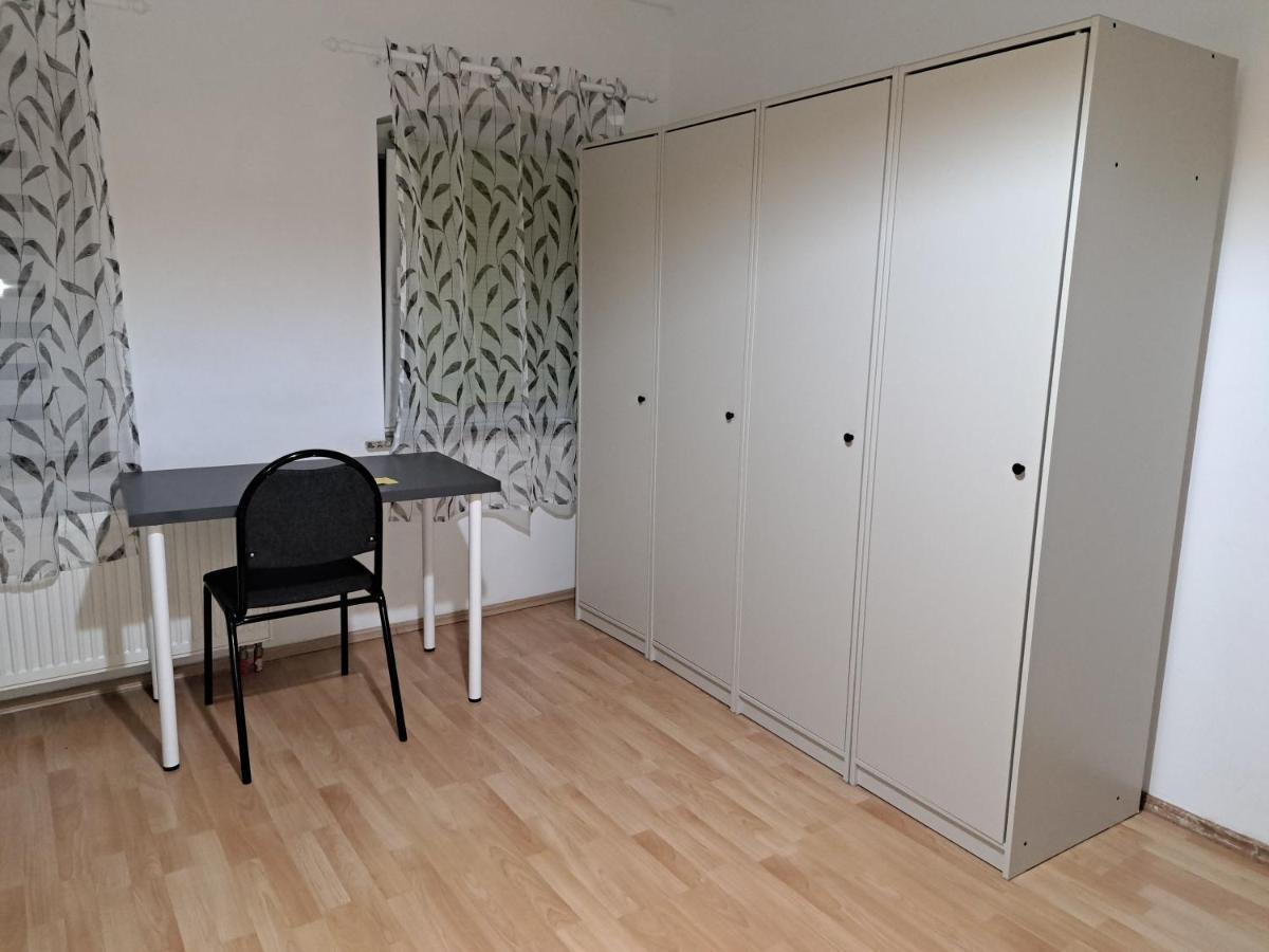 Simostay Halle  Esterno foto